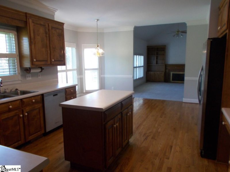 Property image 3 at 205 Meadowsweet Lane, Greenville, SC 29615