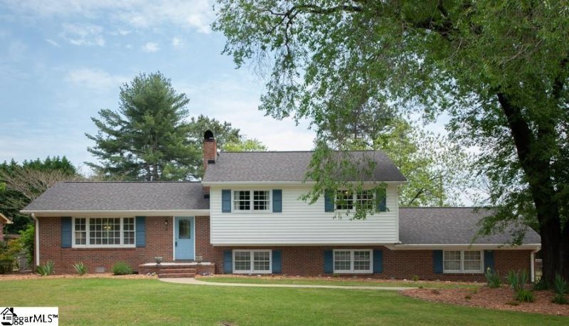 Property image 2 at 6 Cunningham Road, Taylors, SC 29687