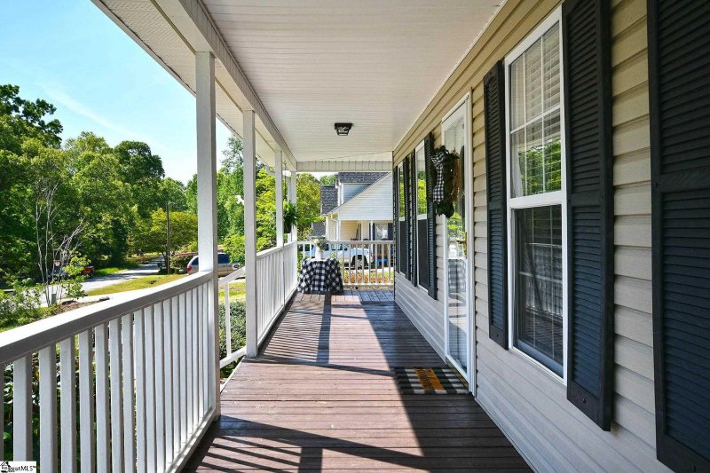 Property image 3 at 106 Fleetwood Drive, Liberty, SC 29657