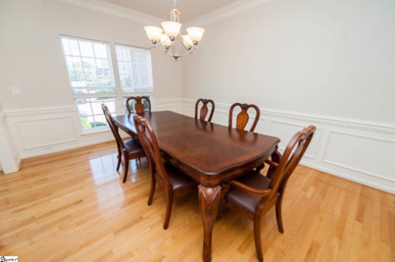 Property image 5 at 1100 Carriage Park Circle, Greer, SC 29650