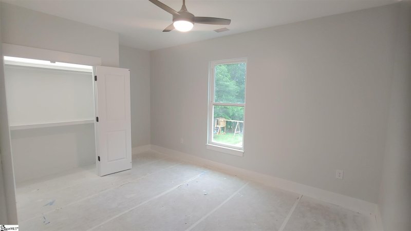 Property image 3 at 221 Glen Laurel Drive, Easley, SC 29642