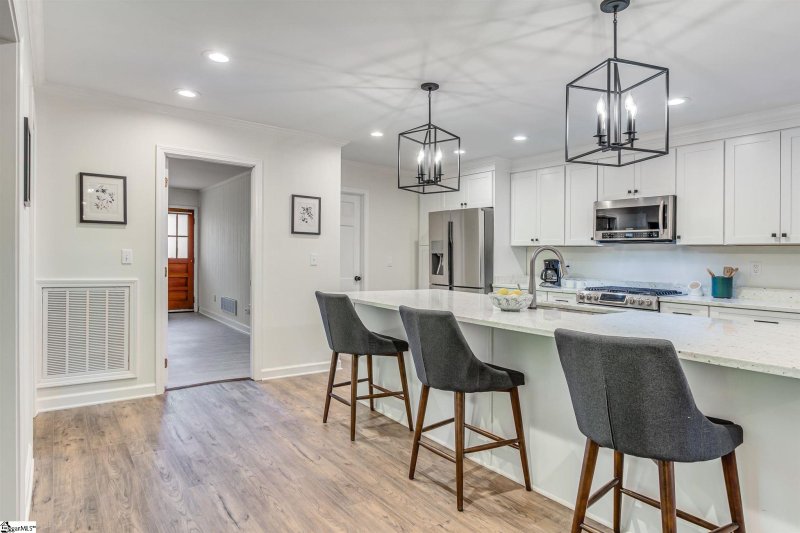 Property image 5 at 102 ROSEWOOD Drive, Taylors, SC 29687