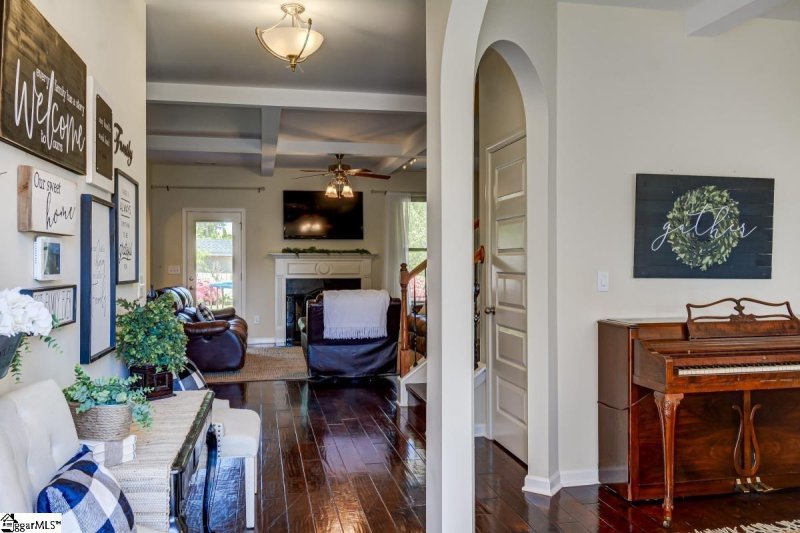 Property image 3 at 160 E Farrel Drive, Woodruff, SC 29388