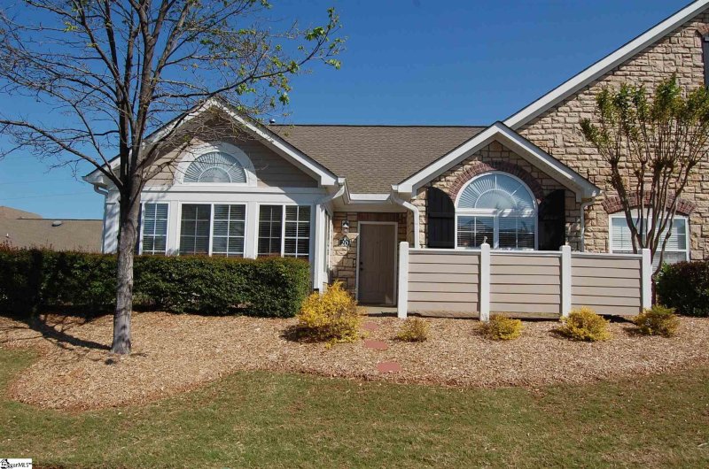 Property image 2 at 20 Fudora Circle, Simpsonville, SC 29681