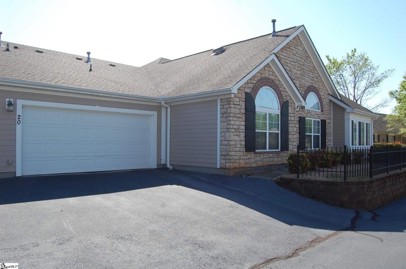 Property image 3 at 20 Fudora Circle, Simpsonville, SC 29681