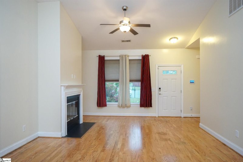 Property image 4 at 310 Shada Lane, Greenville, SC 29611
