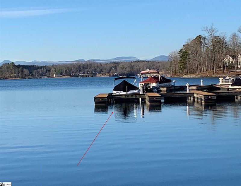 Property image 2 at 201 Winding Oaks Drive, Seneca, SC 29672