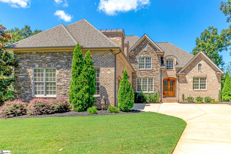 Property image 2 at 112 LEDGESTONE Way, Greer, SC 29651