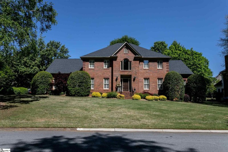 315 Scarborough Drive