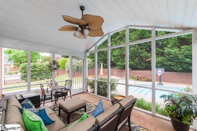 Property image 2 at 305 Barrington Park, Greer, SC 29650