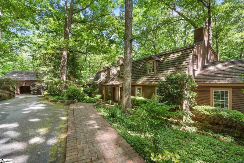 Property image 2 at 41 Stonehaven Drive, Greenville, SC 29607