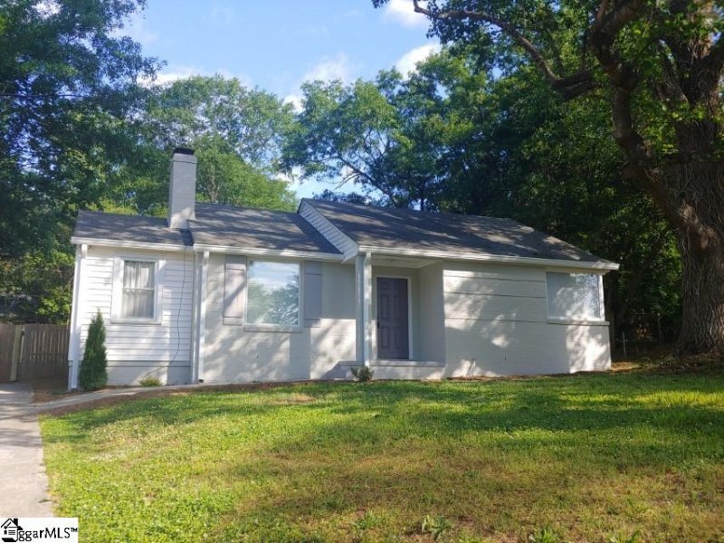 Property image 3 at 1 Milford Lane, Greenville, SC 29605-2442