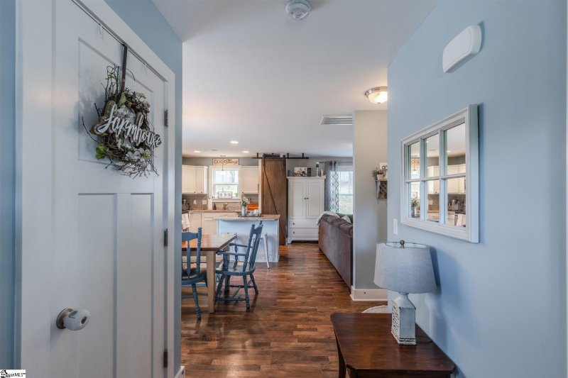 Property image 2 at 105 Malibu Road, Liberty, SC 29657