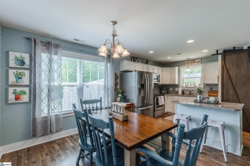 Property image 3 at 105 Malibu Road, Liberty, SC 29657