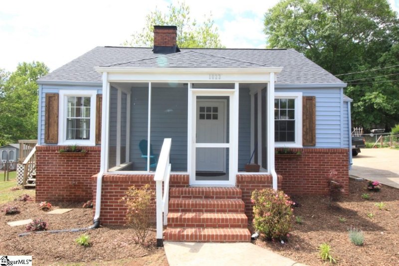 1023 N Franklin Road