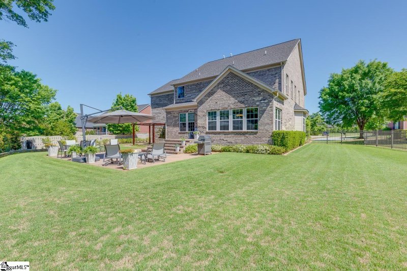 Property image 3 at 128 Cottonpatch Court, Greenville, SC 29607