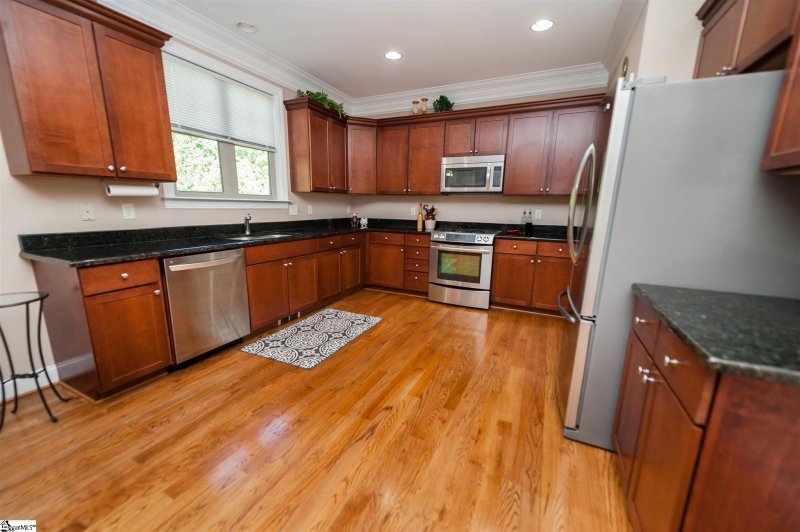 Property image 2 at 209 Castle Creek Drive, Greer, SC 29651