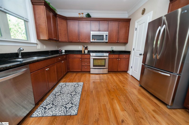 Property image 3 at 209 Castle Creek Drive, Greer, SC 29651