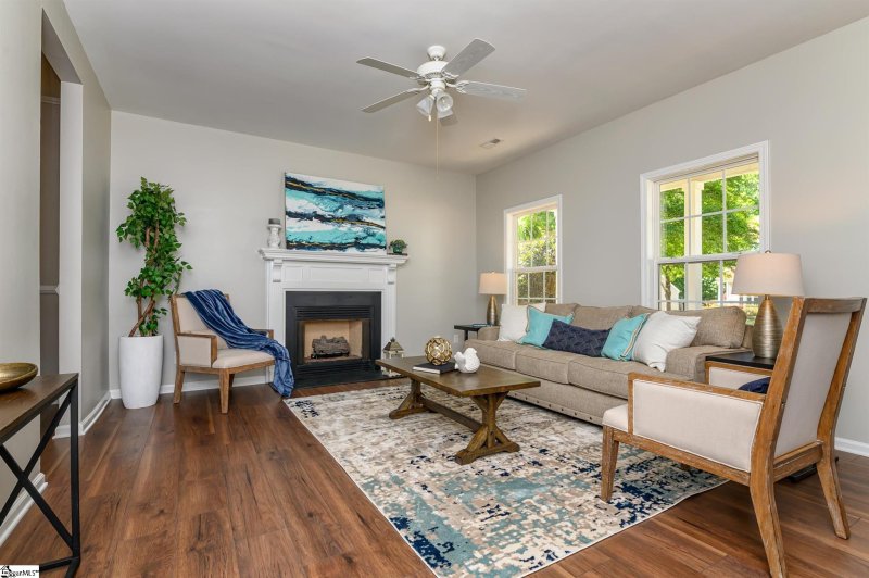 Property image 4 at 2 E Okaloosa Way, Simpsonville, SC 29680