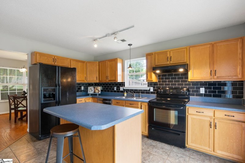 Property image 5 at 509 Crescentwood Court, Taylors, SC 29687