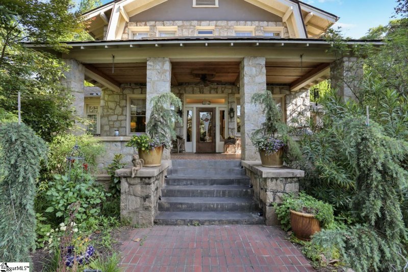 Property image 2 at 831 Rutherford Road, Greenville, SC 29609