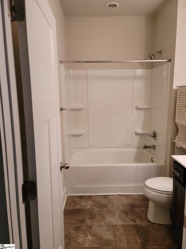 Property image 4 at 510 Dewy Meadows Drive, Taylors, SC 29687