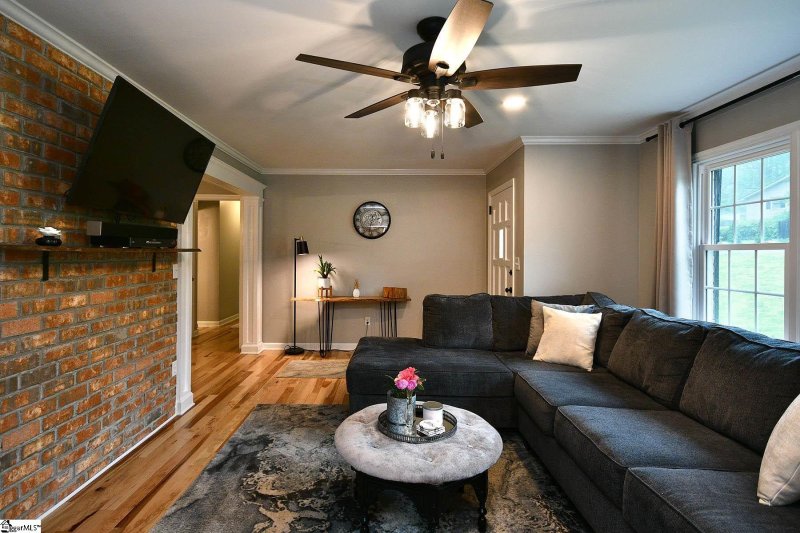 Property image 4 at 603 Kensington Road, Taylors, SC 29687