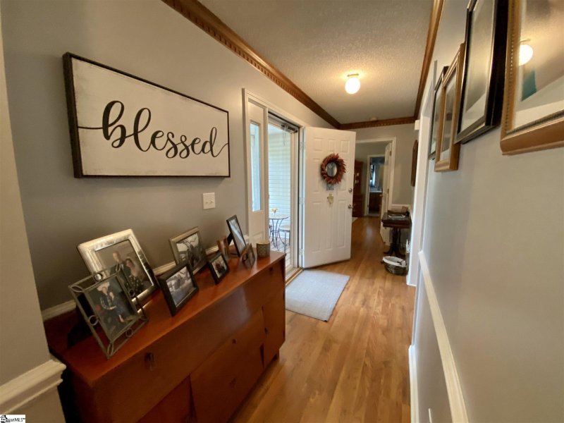 Property image 3 at 100 Shadow Lane, Piedmont, SC 29673