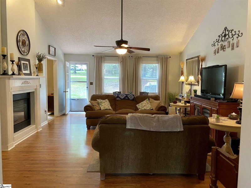 Property image 5 at 100 Shadow Lane, Piedmont, SC 29673