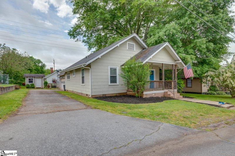 Property image 3 at 8 Iselin Street, Liberty, SC 29657