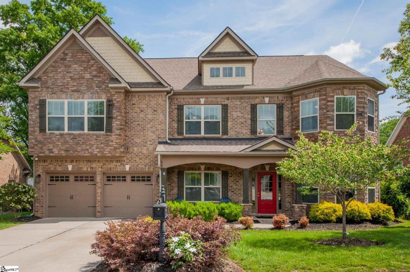 124 Palm Springs Way