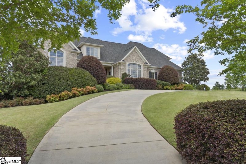 Property image 2 at 42 Great Lawn Drive, Piedmont, SC 29673