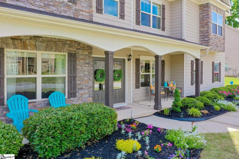 Property image 3 at 105 Lacebark Court, Simpsonville, SC 29680