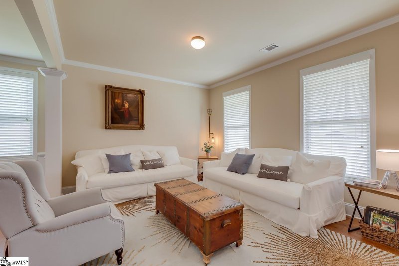 Property image 3 at 16 Barlia Way, Greenville, SC 29607