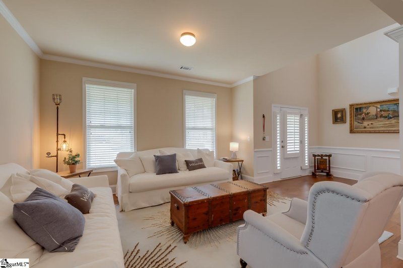 Property image 4 at 16 Barlia Way, Greenville, SC 29607