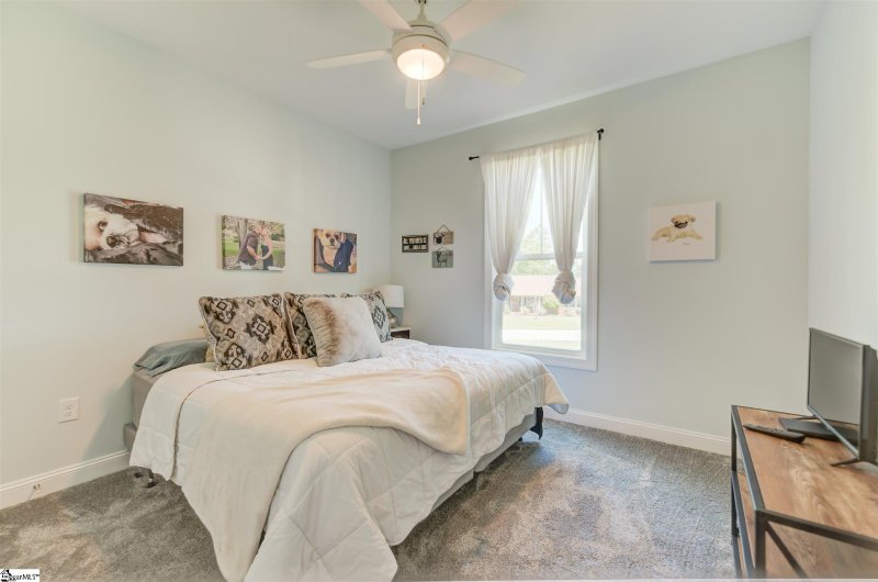 Property image 3 at 203 Woodfield Drive, Easley, SC 29642