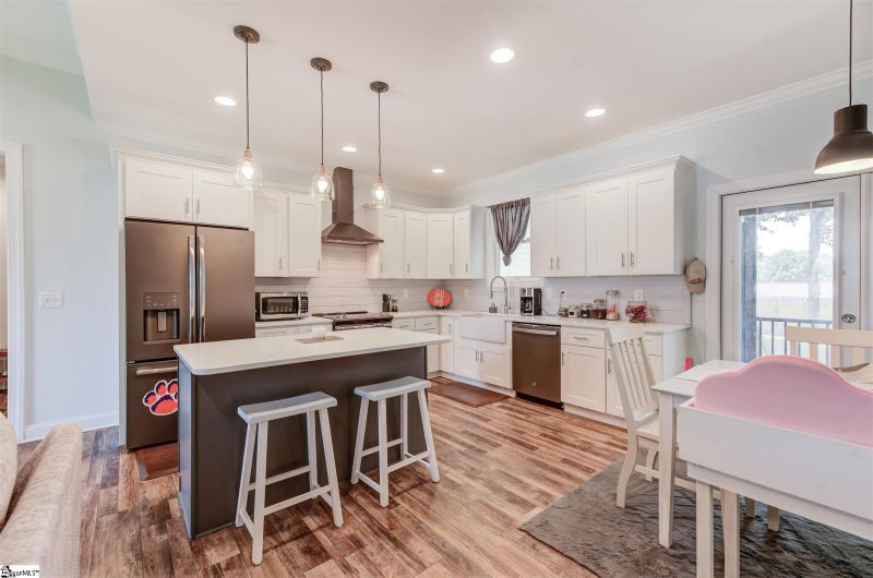 Property image 5 at 203 Woodfield Drive, Easley, SC 29642