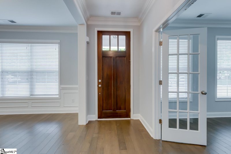 Property image 4 at 1 Pickering Lane, Simpsonville, SC 29681