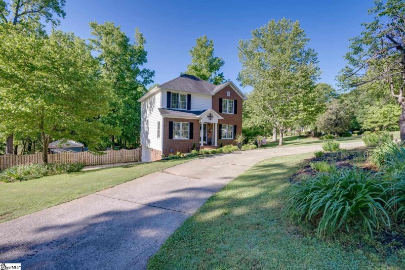 Property image 2 at 205 Old Colony Lane, Moore, SC 29369