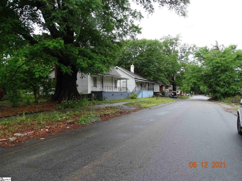 Property image 3 at 37 Jones Street, Greenville, SC 29611