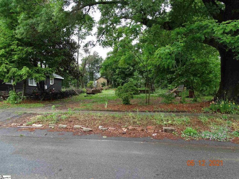 Property image 4 at 37 Jones Street, Greenville, SC 29611