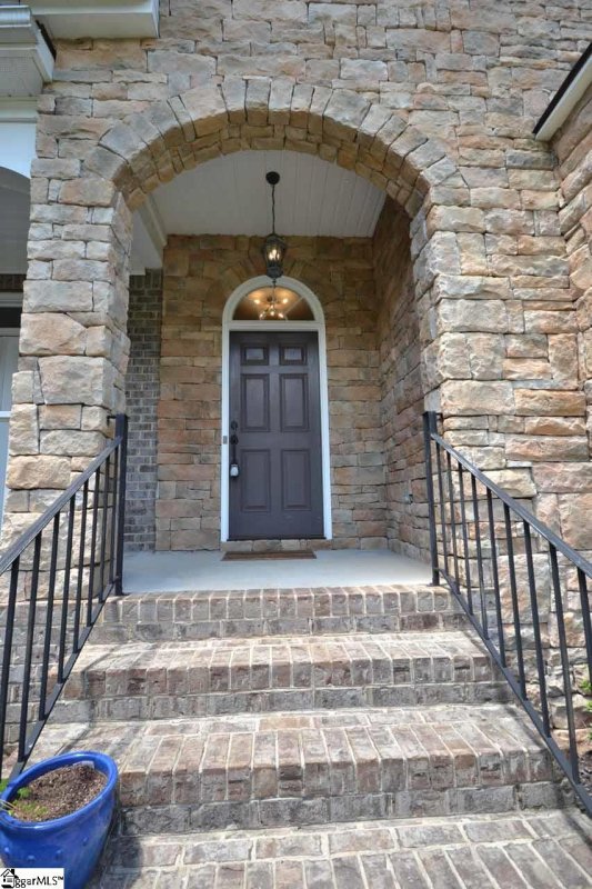 Property image 2 at 715 Mossy Ledge Lane, Simpsonville, SC 29681