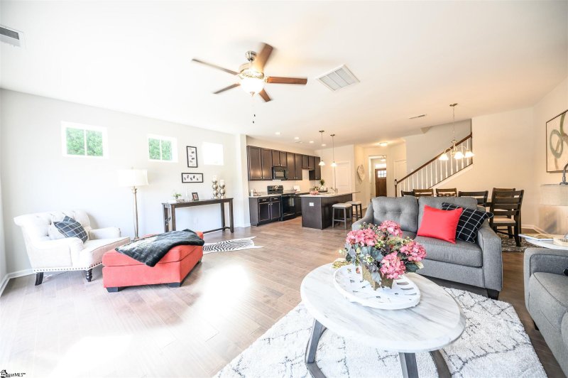 Property image 2 at 112 Rushing Creek Lane, Piedmont, SC 29673