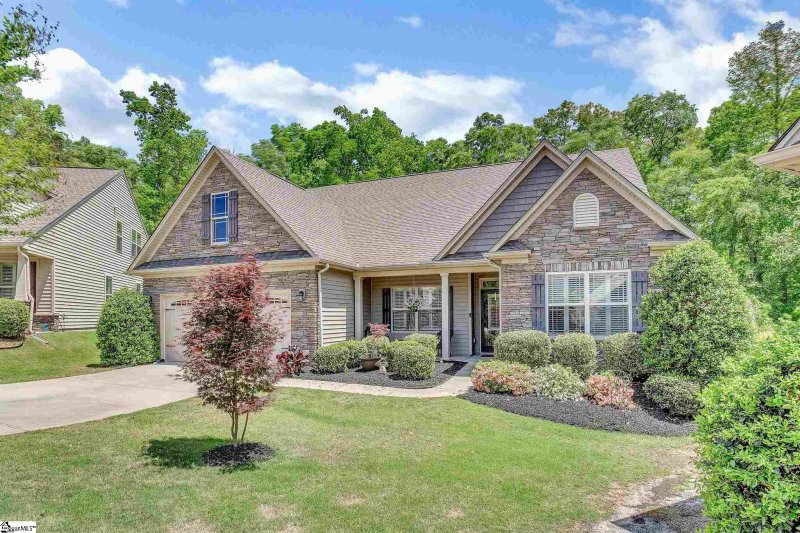 Property image 3 at 215 Penrith Court, Simpsonville, SC 29681-8171