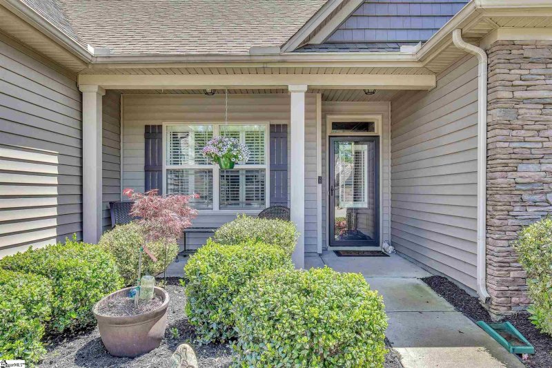 Property image 5 at 215 Penrith Court, Simpsonville, SC 29681-8171