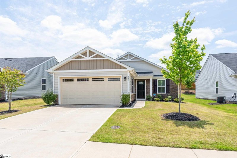 202 Fairmeadow Way