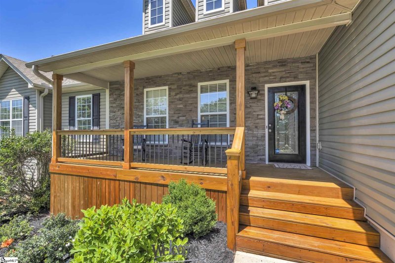 Property image 2 at 208 Quercus Run, Fountain Inn, SC 29644