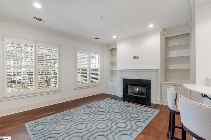 Property image 2 at 168 Ridgeland Drive, Greenville, SC 29601