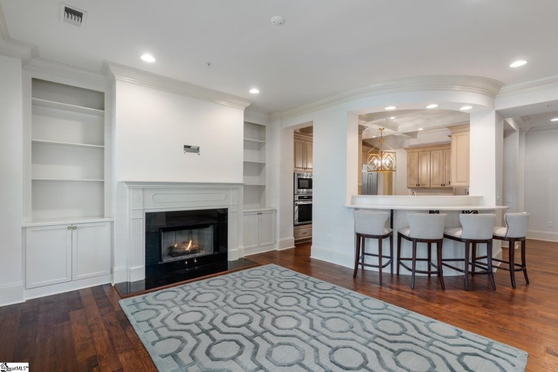 Property image 4 at 168 Ridgeland Drive, Greenville, SC 29601