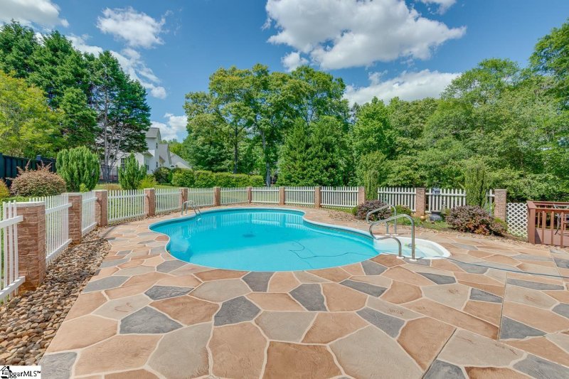 Property image 4 at 203 Crossbridge Trail, Piedmont, SC 29673